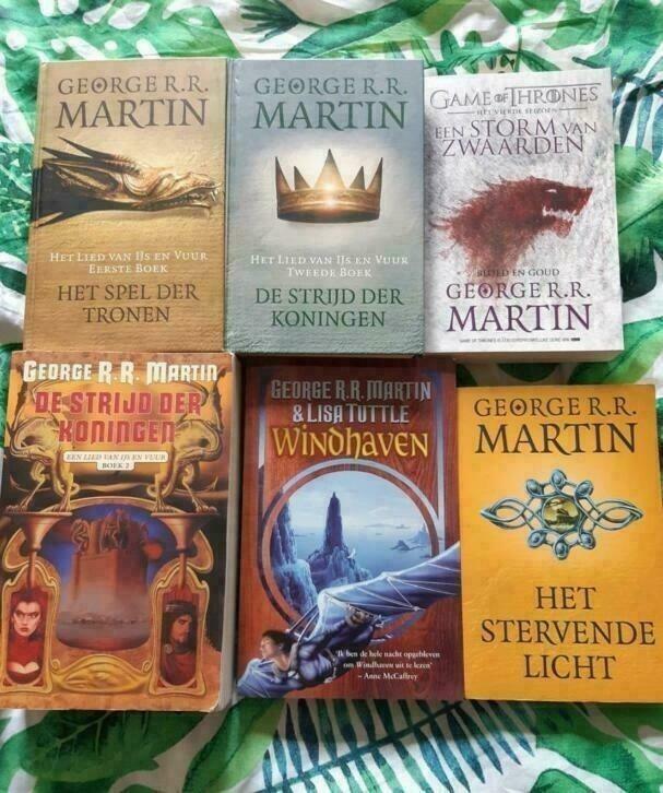 George R.R Martin: Game of Thrones/de Strijd der Koningen NL, Ophalen of Verzenden, Gelezen, George R.R. Martin
