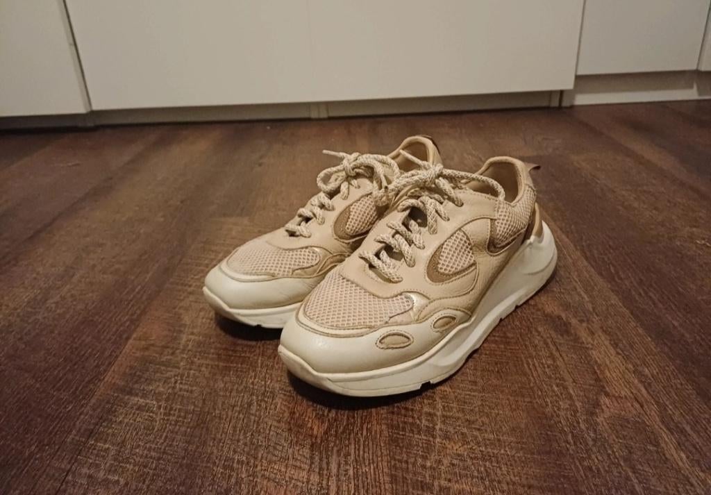 Sneakers van Shoecolate, Shoecolate, Beige, Ophalen of Verzenden, Sneakers of Gympen