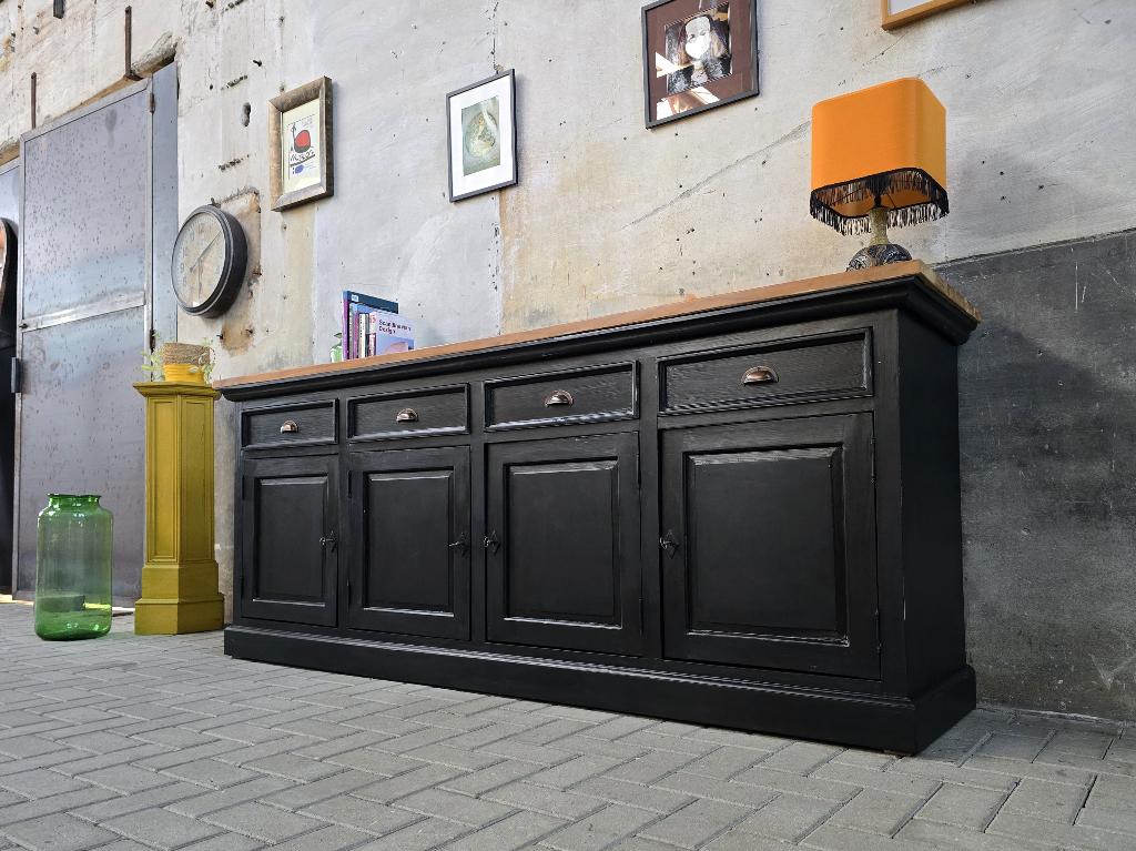 XL Zwart Houten Dressoir | Vintage Grote Lage Kast Landelijk, Gebruikt, Met deur(en), Teakhout, Ophalen of Verzenden