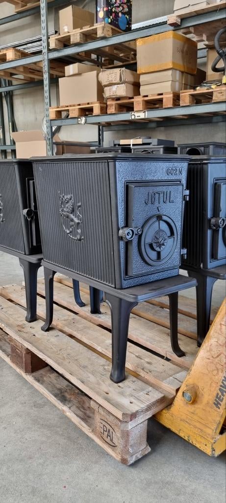 Jotul 602N Meest verkochte houtkachel ooit, Huis en Inrichting, Kachels, Houtkachel, Ophalen of Verzenden, Zo goed als nieuw, Vrijstaand