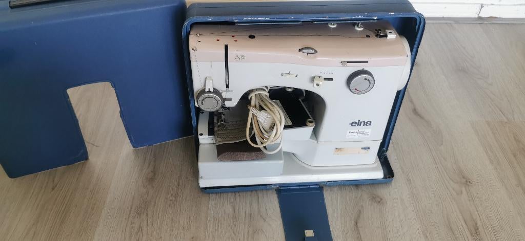 Naaimachine elna SP goede werkende naaien verschillnde stof., Hobby en Vrije tijd, Naaimachines en Toebehoren, Ophalen of Verzenden