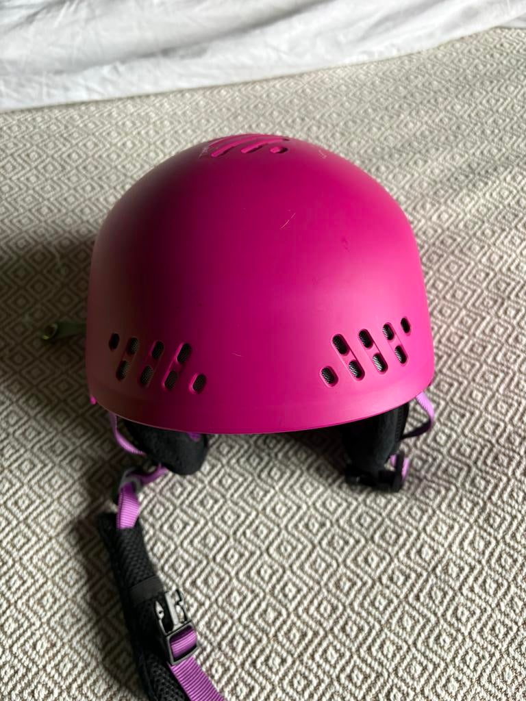 Roze kinder skihelm - Zo goed als nieuw, Sport en Fitness, Skiën en Langlaufen, Overige merken, Overige typen, Ophalen of Verzenden
