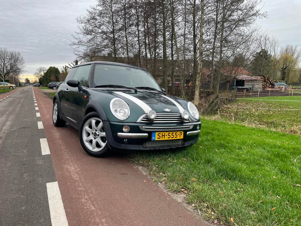 Mini 1.6 16V Cooper 2003 Groen (veel vernieuwd), Voorwielaandrijving, 15 km/l, 4 cilinders, 4 stoelen