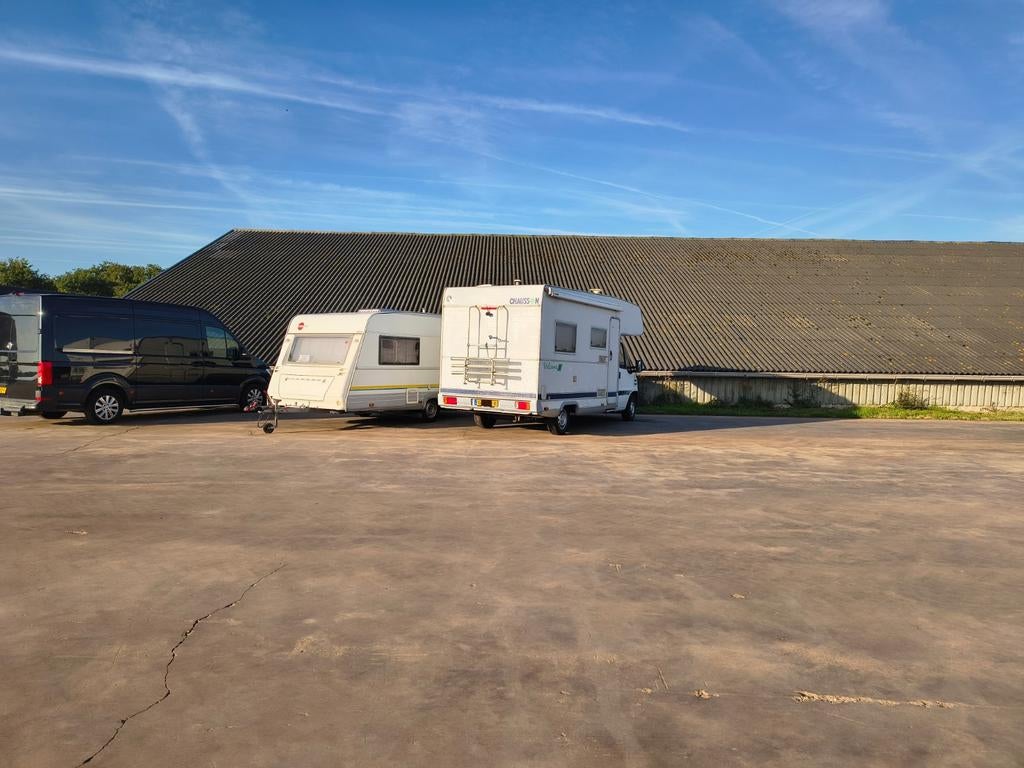 Stalling, caravanstalling, camper stalling.