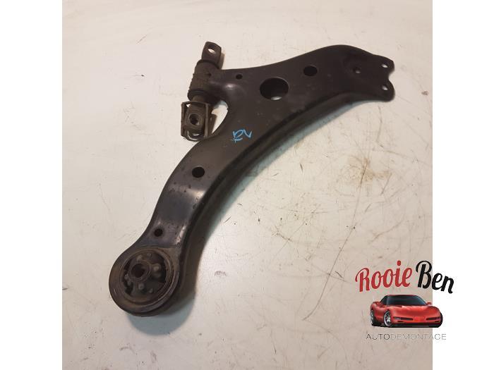 Draagarm rechts-voor van een Lexus RX 300, Auto-onderdelen, Gebruikt, -, -, -