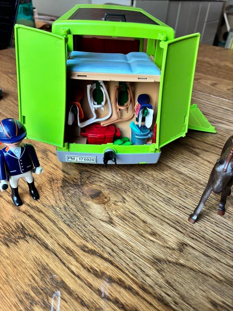 Playmobil paardenvrachtwagen 6928, Ophalen of Verzenden, Zo goed als nieuw