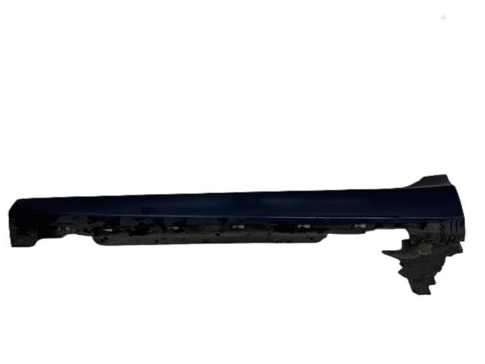 Zijskirt links van een Volvo V40 (49800), Gebruikt, -, -, Ophalen of Verzenden