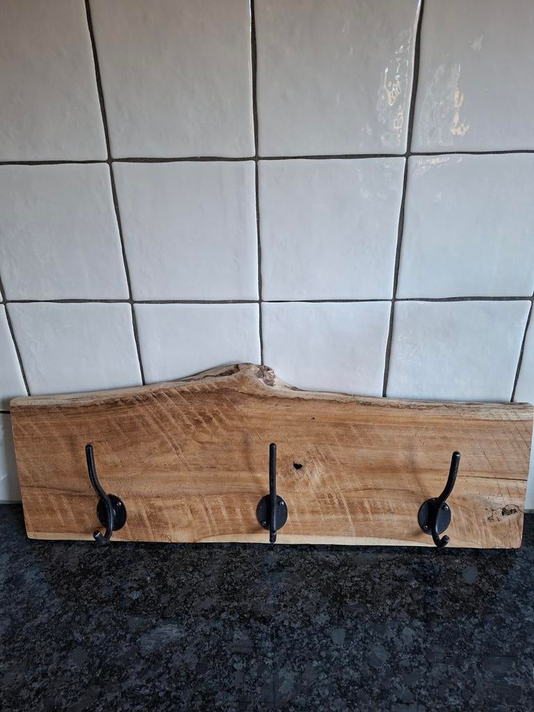 Mango houten kapstok met ijzeren haken, Huis en Inrichting, Woonaccessoires | Kapstokken, Wandkapstok, Ophalen of Verzenden, Zo goed als nieuw