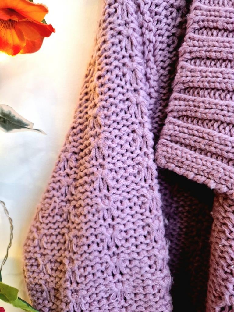Super schattig vintage gebreid roze/lila bolero vestje, Ophalen of Verzenden, Zo goed als nieuw, Maat 42/44 (L), Roze