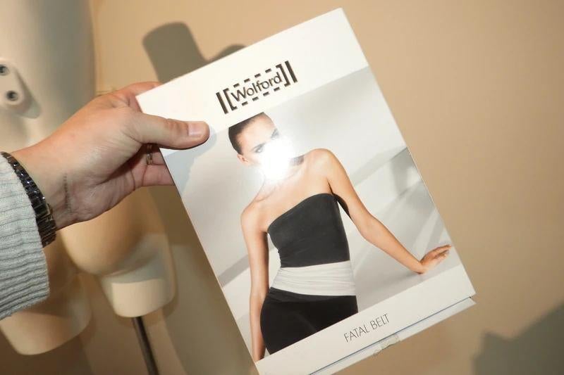 Wolford fatal belt mocca bruin van kleur Nieuw in doos