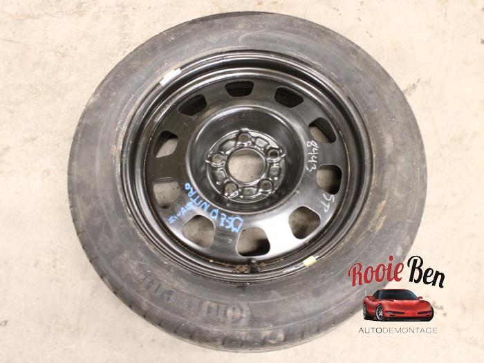 Reservewiel van een Dodge Nitro, Gebruikt, Velg(en), -, -
