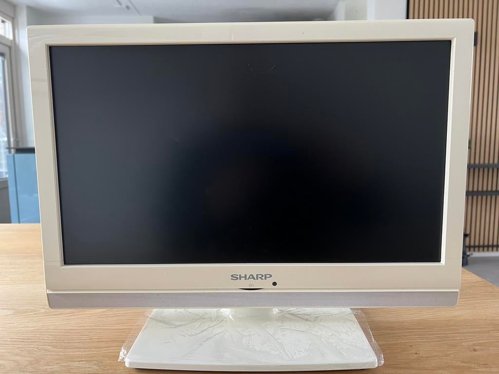 Sharp TV voor in Camper, Audio, Tv en Foto, Televisies, Ophalen, LED, 50 Hz, Zo goed als nieuw