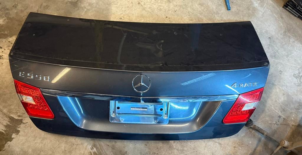 Kofferklep w212 met originele amg spoiler Mercedes, Ophalen, Gebruikt, Achterklep, Mercedes-Benz