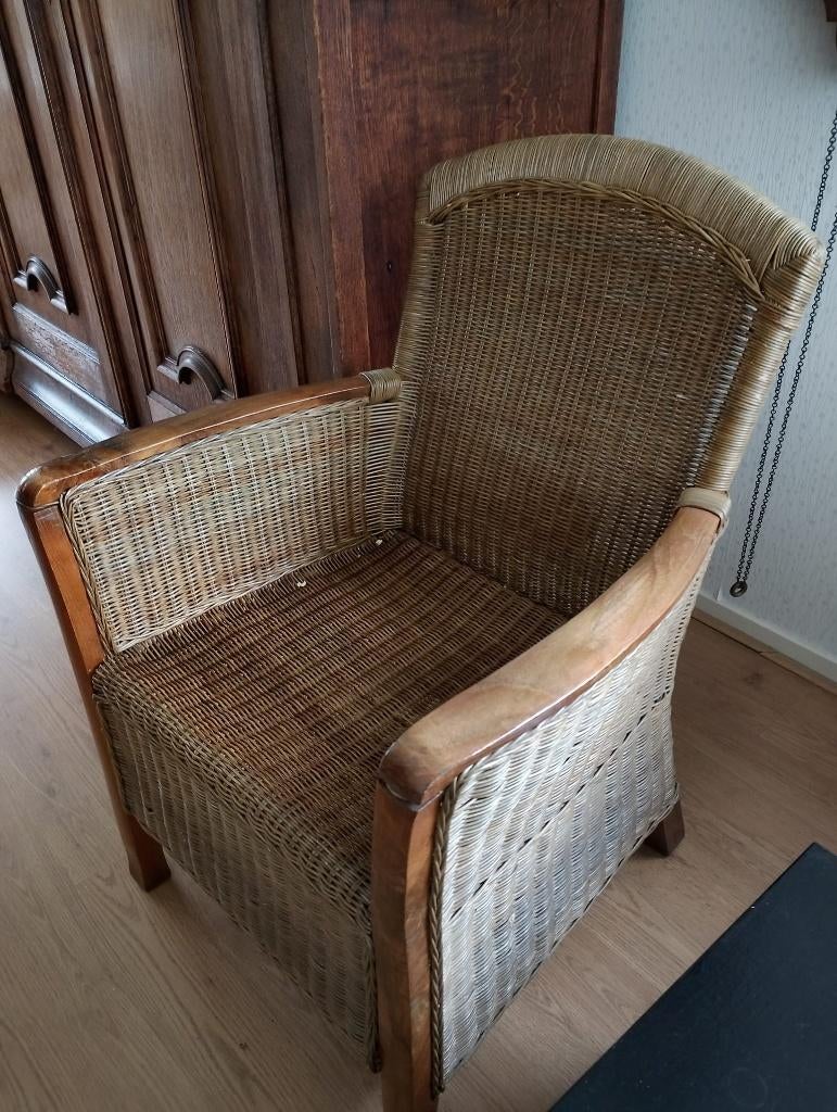 Oude rieten stoel, Huis en Inrichting, Stoelen, Ophalen, Gebruikt, Bruin, Riet of Rotan