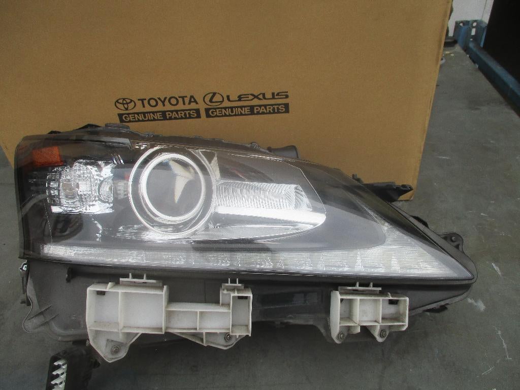 rechter xenon koplamp Lexus GS 300    350     450 H, Auto-onderdelen, Ophalen of Verzenden, Gebruikt, Lexus