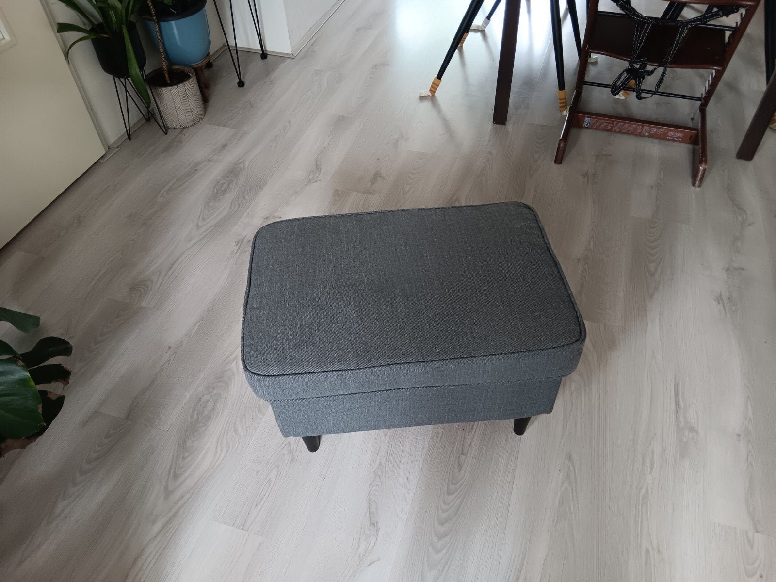 Strandmon voetenbankje/poef, Ophalen, Modern, Scandinavisch, Minder dan 50 cm, Zo goed als nieuw