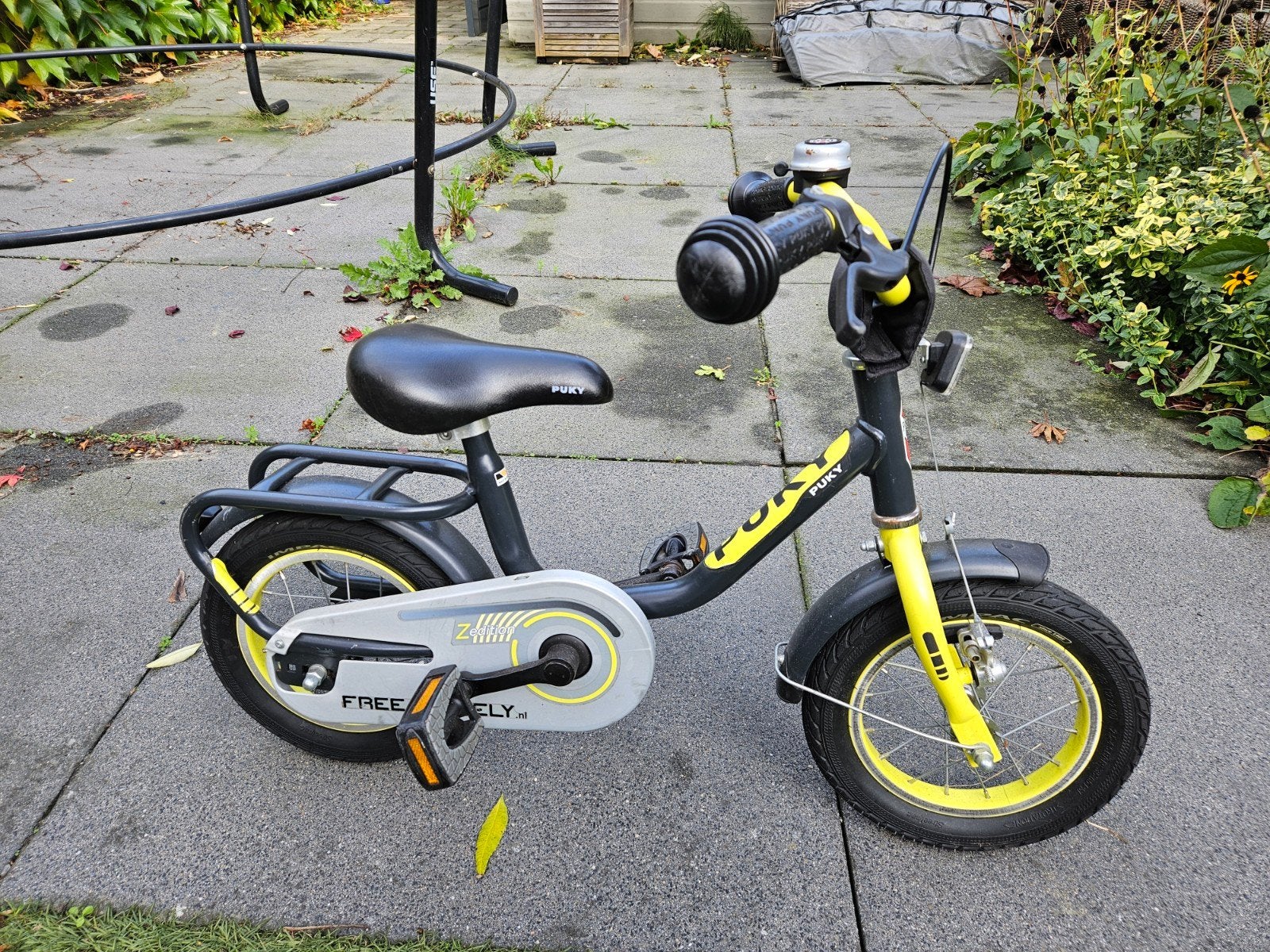 Puky kinderfiets geel/zwart - 12 inch, Ophalen, Gebruikt, Minder dan 16 inch