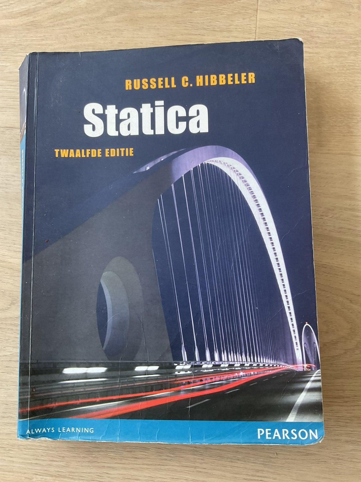 Statica, Boeken, Gelezen, Werktuigbouwkunde, Russell Hibbeler, Ophalen of Verzenden