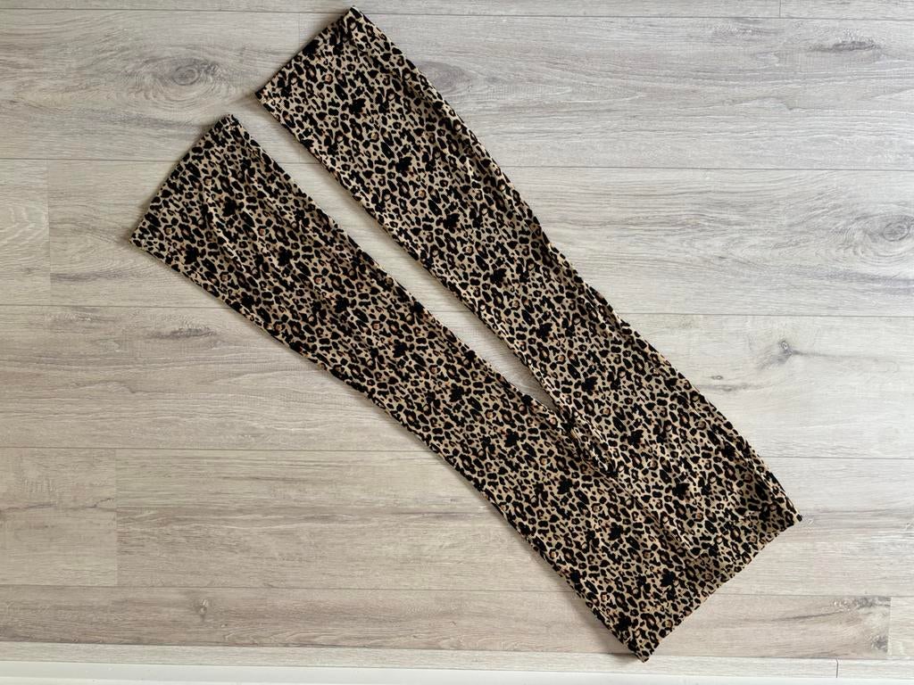 Broek flared - panterprint - maat 146/152 - Shoeby, Ophalen, Gebruikt, Meisje, Broek
