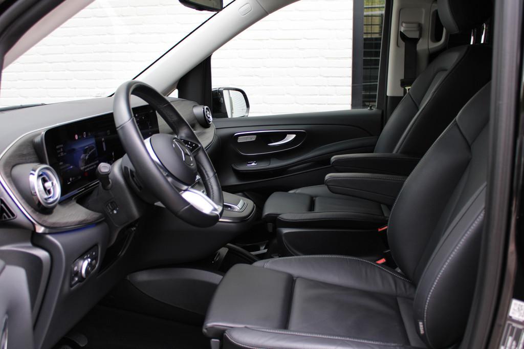 Mercedes-Benz V-Klasse 300d / XXL / DC / Black Edition / 2x, Automaat, Achterwielaandrijving, Gebruikt, 4 cilinders