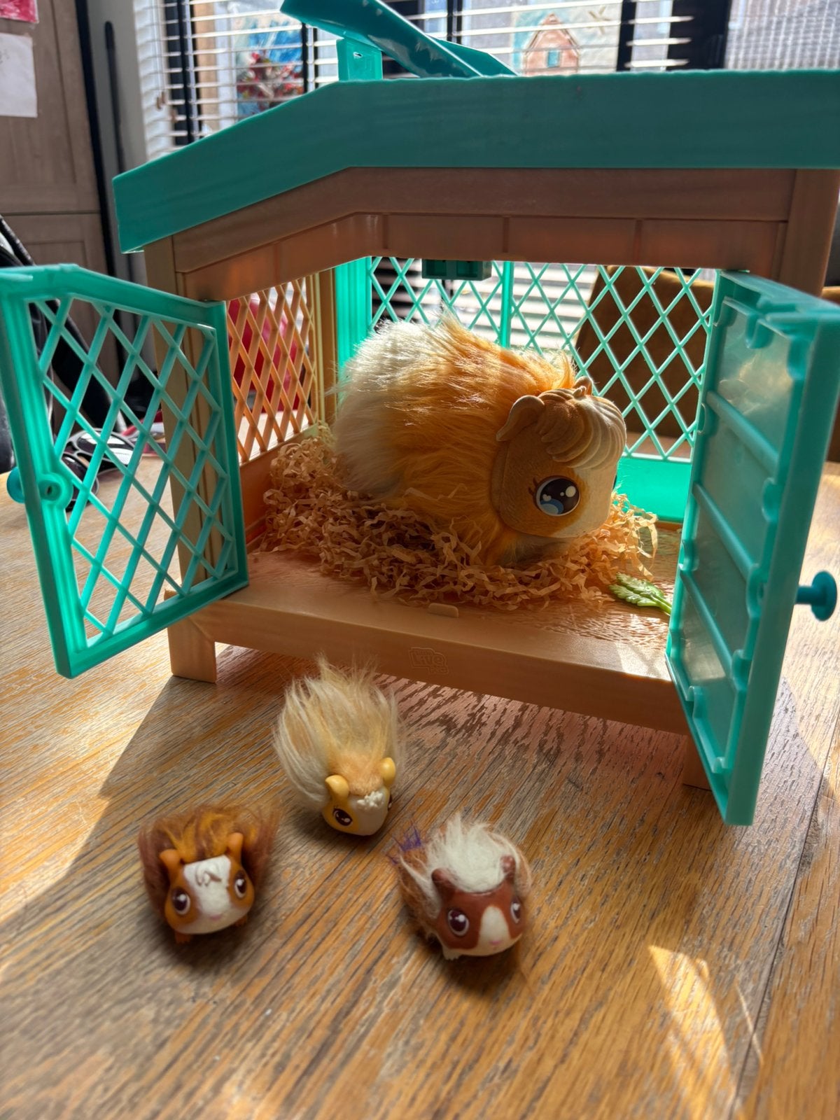 Little live pets Mama surprise (cavia), Ophalen of Verzenden, Zo goed als nieuw, Poppenhuis