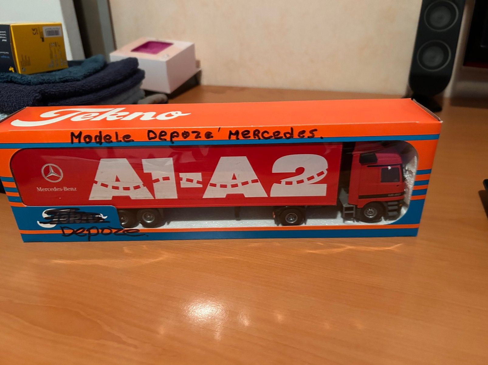 Miniatuur van De Pose Spain, Hobby en Vrije tijd, Ophalen of Verzenden, Zo goed als nieuw, Bus of Vrachtwagen