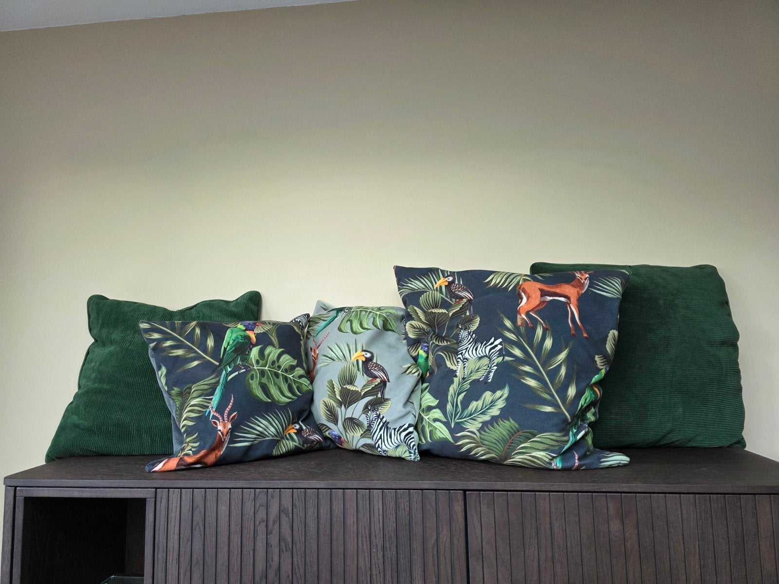 Set van 5 groene sierkussens / jungle thema, Ophalen, Met print, Vierkant, Zo goed als nieuw