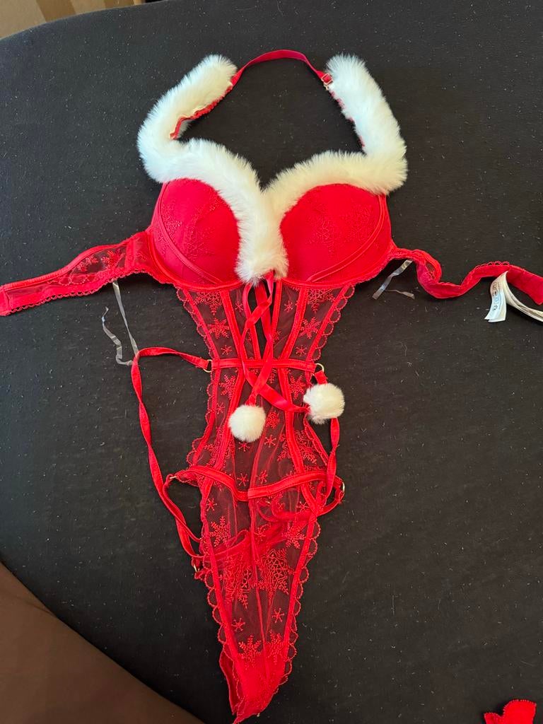 Kerst Lingerie Body - Rood met Bont - Maat 75B, Verzenden, Rood, Body of Korset