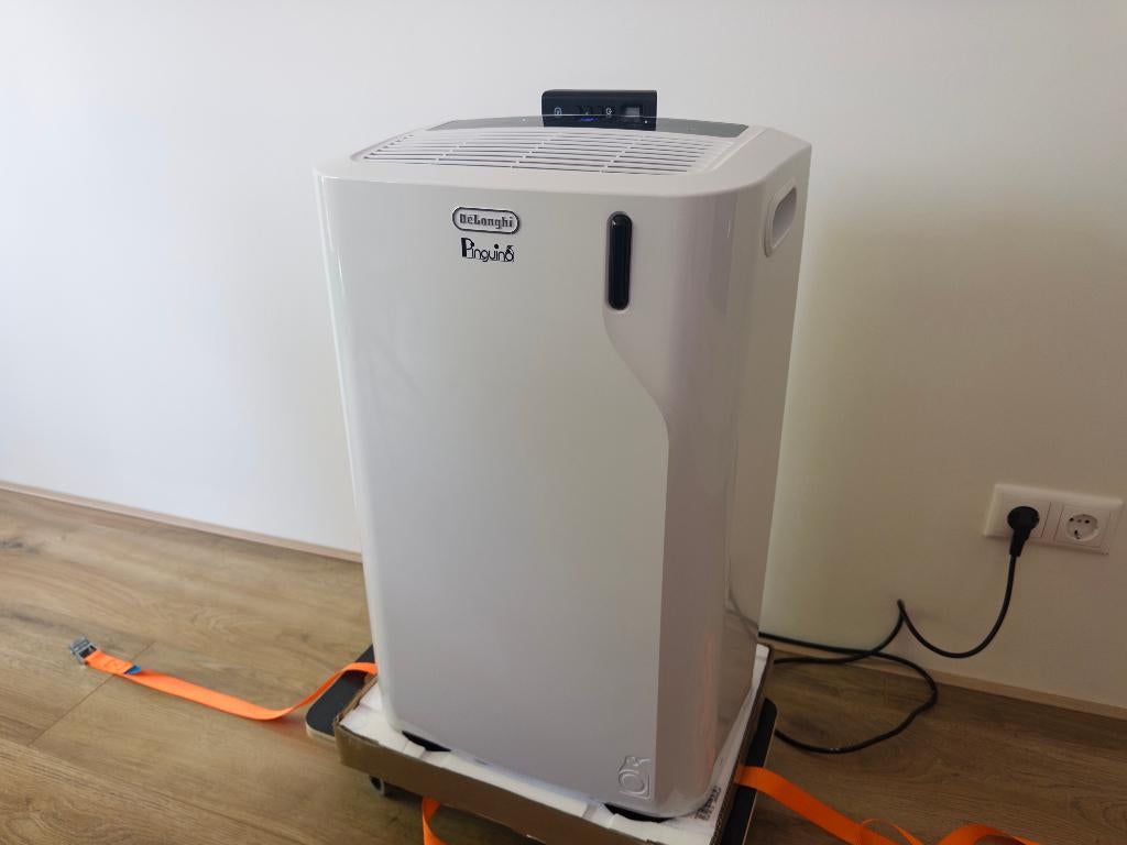 De’longhi mobiele airco PAC EM82, Witgoed en Apparatuur, Ophalen, Gebruikt, Timer, 3 snelheden of meer