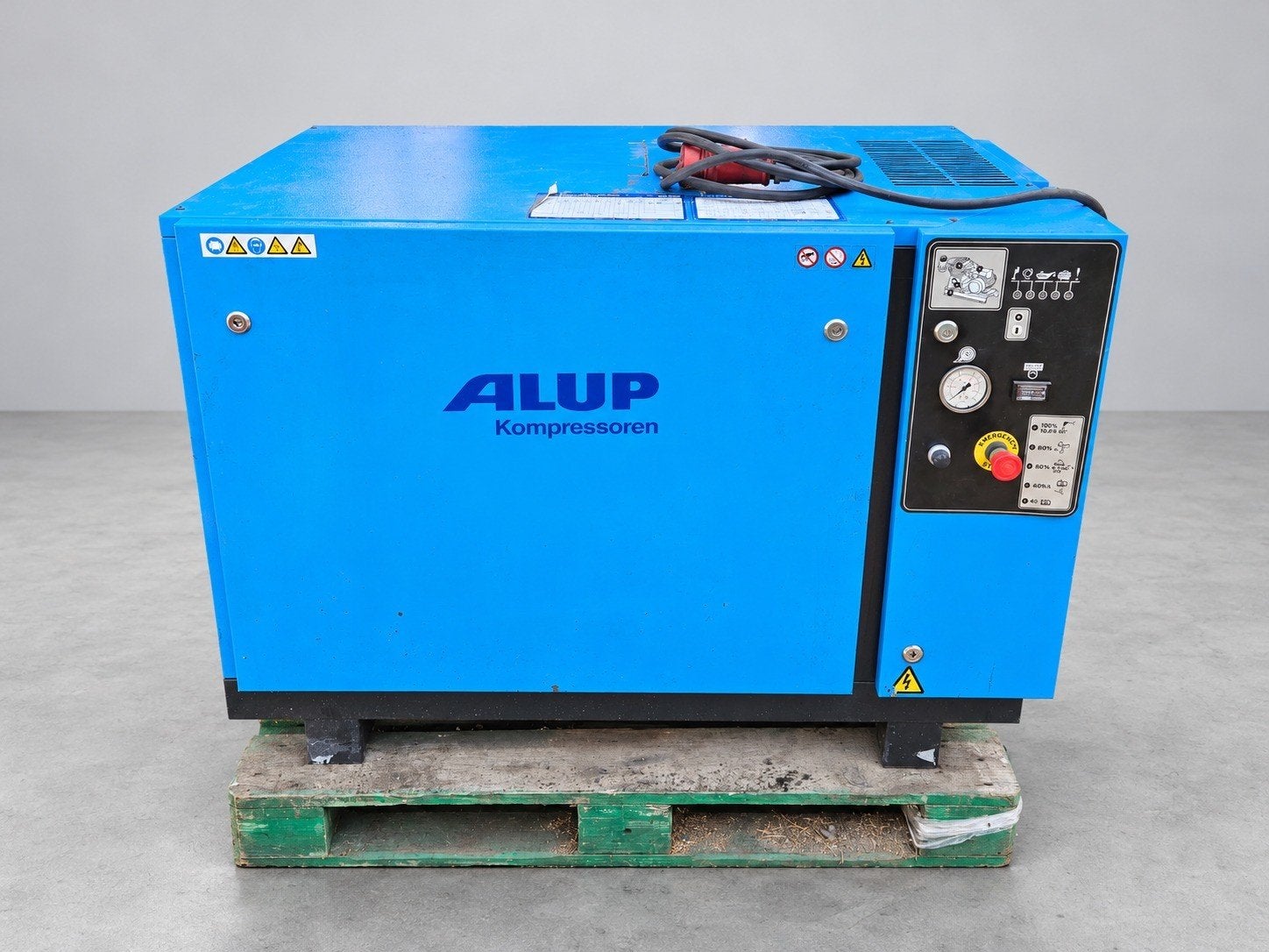 ALUP zuigercompressor 4kw - 500 l/min, Doe-het-zelf en Verbouw, Gebruikt, Geluidgedempt, 10 bar of meer, 100 liter of meer