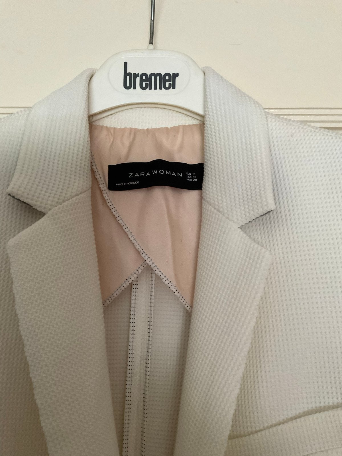 Zara Woman RoomWit Jasje - Maat M (36/38), Maat 38/40 (M), Wit, Ophalen of Verzenden, Zo goed als nieuw