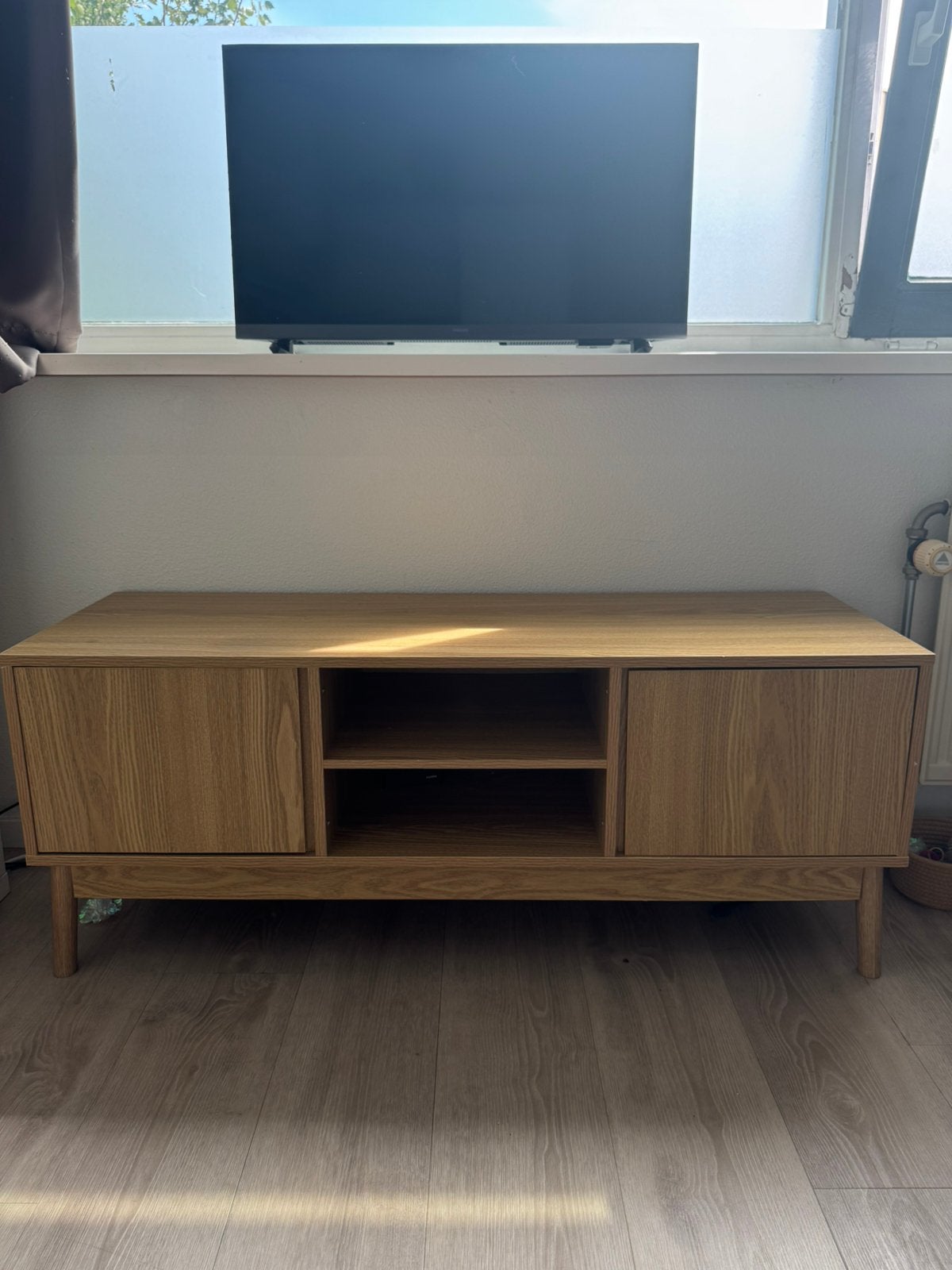 Sweek houten tv meubel naturel 2 deuren, Ophalen, Gebruikt, 100 tot 150 cm, Minder dan 100 cm
