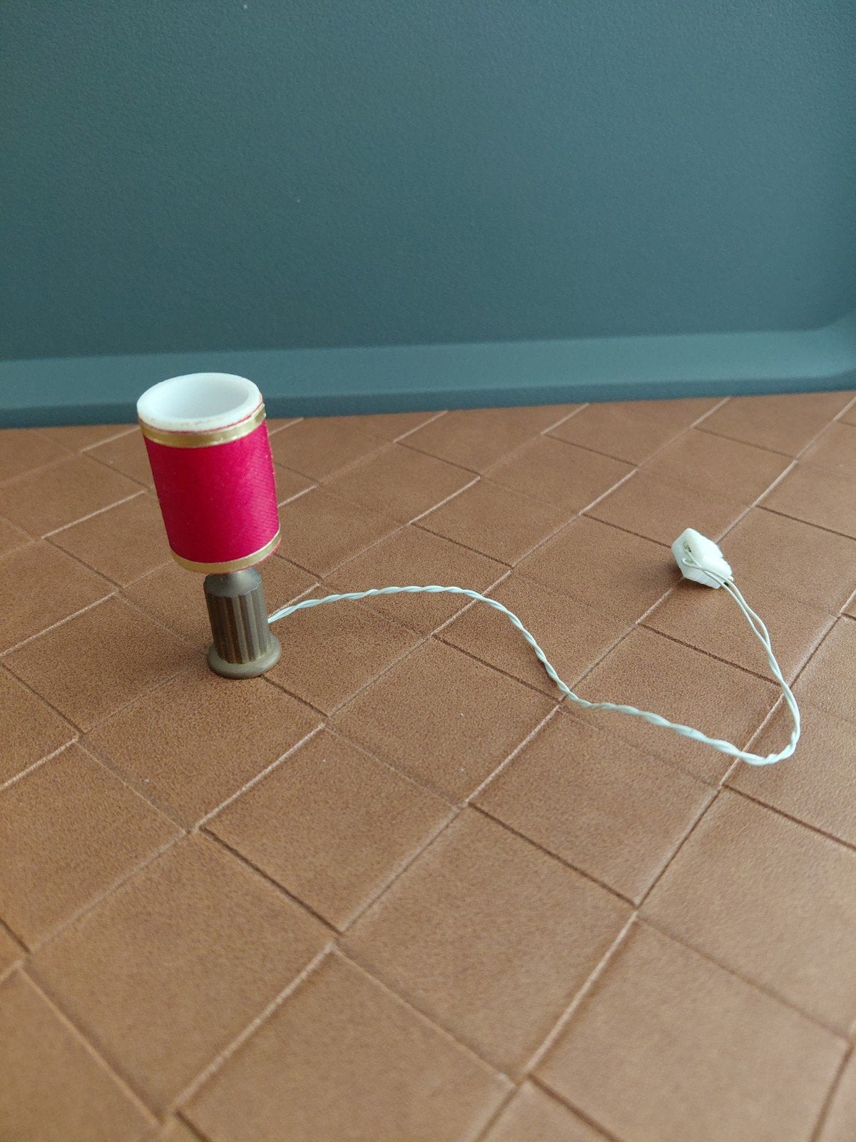 Lundby tafellampje 3,5 volt, Ophalen of Verzenden, Poppenhuis