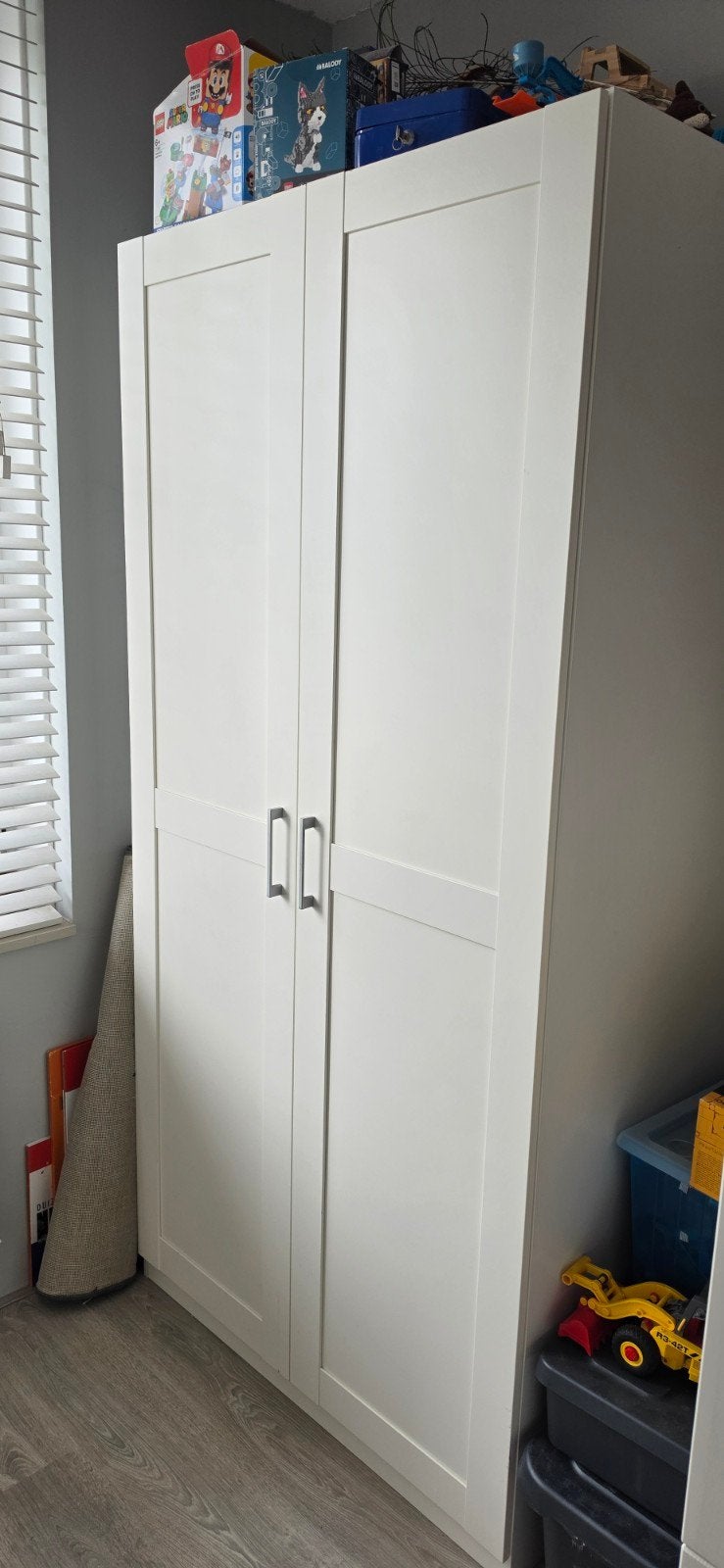 twee deurs hangleg kast, Ophalen, Met deur(en), Gebruikt, 200 cm of meer