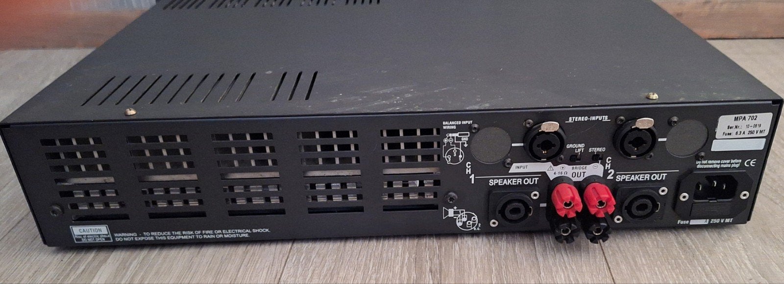 The MTC Maintronic MPA 702 is a professional 2-channel power, Ophalen of Verzenden, Gebruikt, Minder dan 500 watt, Overige typen