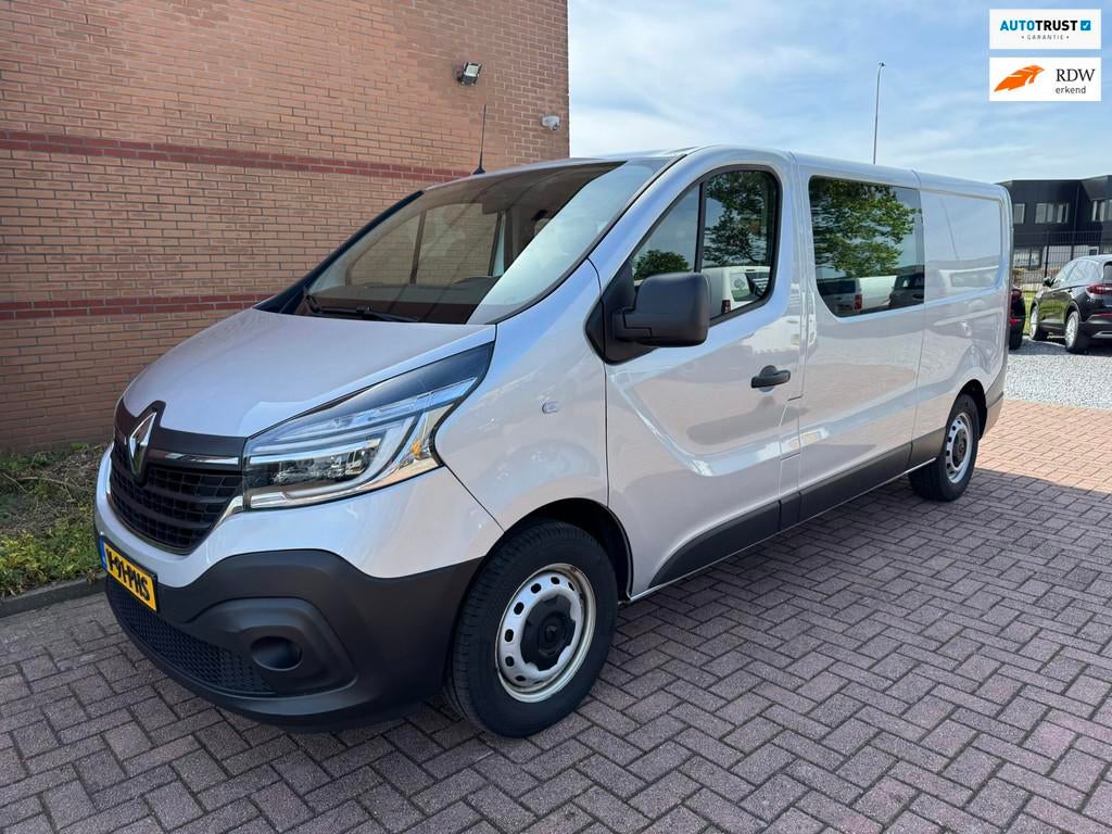 Renault TRAFIC 2.0 dCi 120 T29 L2H1 DC Work Edition, Led Eur, Voorwielaandrijving, Stof, Gebruikt, 4 cilinders