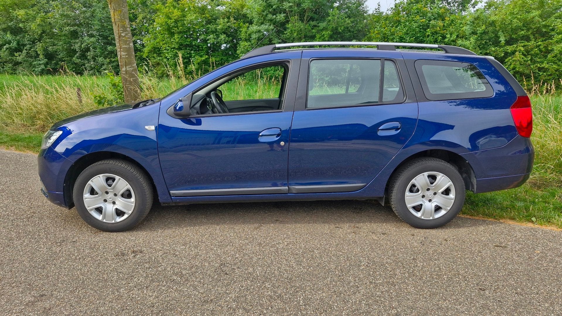 Dacia Logan MCV 0.9 TCe Laureate 90PK | Rijklaar | Elektrisc, Auto's, Voorwielaandrijving, 898 cc, Stof, Gebruikt