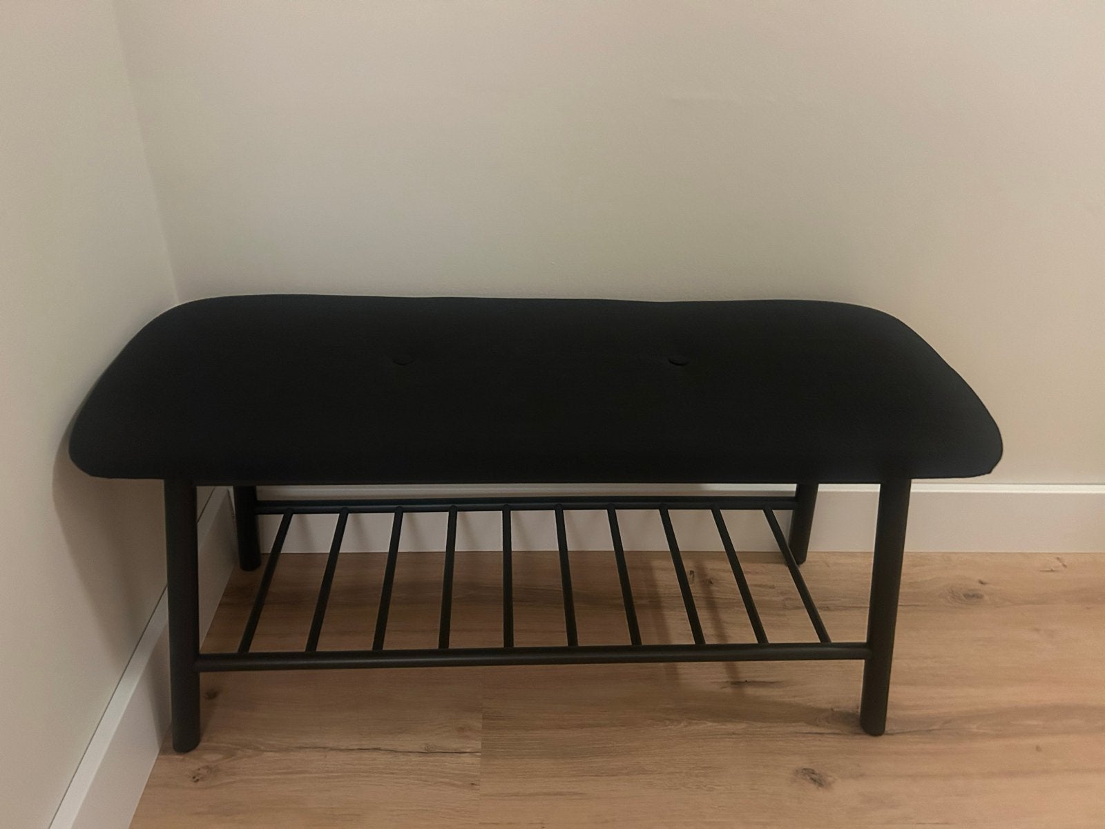 Zwart bankje, Huis en Inrichting, Ophalen, Gebruikt, 50 tot 75 cm, 100 tot 125 cm