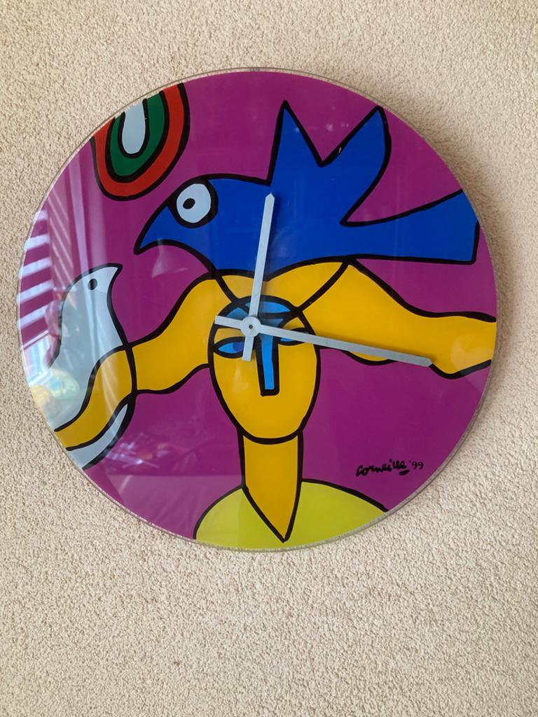 Corneille wandklok - 1990 - Kleurrijk kunstwerk, Ophalen of Verzenden, Huis en Inrichting