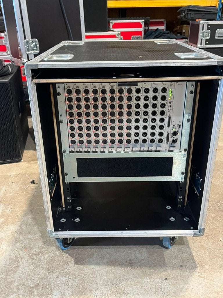 Soundcraft Vi Stagebox – 64 ingangen / 32 uitgangen + case, Muziek en Instrumenten, Gebruikt, Soundcraft, Overige typen, Soundcraft
