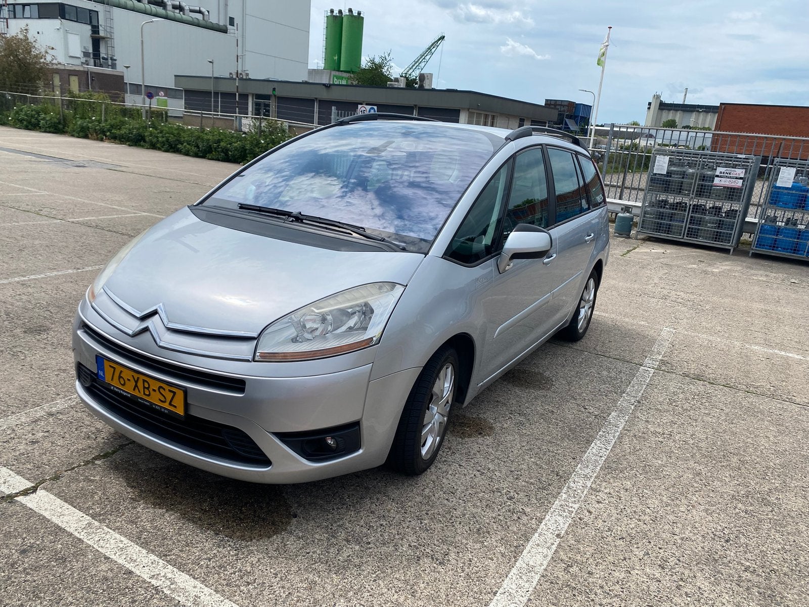 Citroën C4 (Grand) Picasso 1.8 16V 2007 Grijs, 125 pk, 4 cilinders, 1749 cc, 7 stoelen