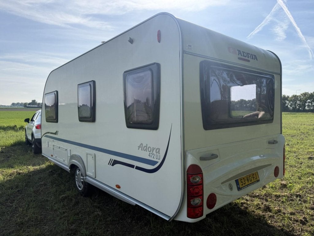 Adria Adora 472 LU / Walker voortent / 2 aparte bedden, Lengtebed, Rondzit, Schokbreker, Bedrijf
