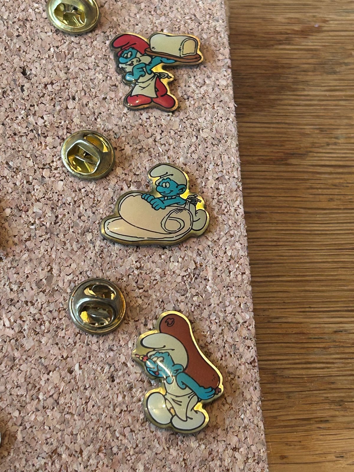 Smurfen pins - Set van 3 verschillende Smurfen, Ophalen of Verzenden, Zo goed als nieuw, Sport, Speldje of Pin