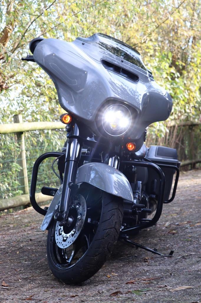 Harley Davidson streetglide special, 2 cilinders, Motorrijbewijs A, Cruise Control, Meer dan 35 kW