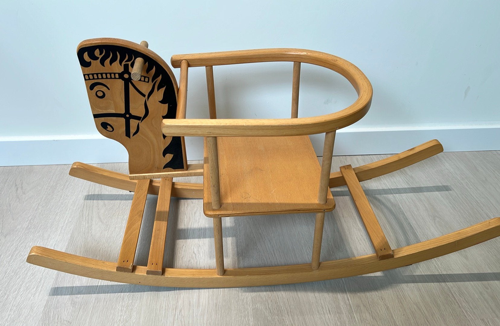 Prachtig vintage houten hobbelpaard zeer stevig, Ophalen, Zo goed als nieuw