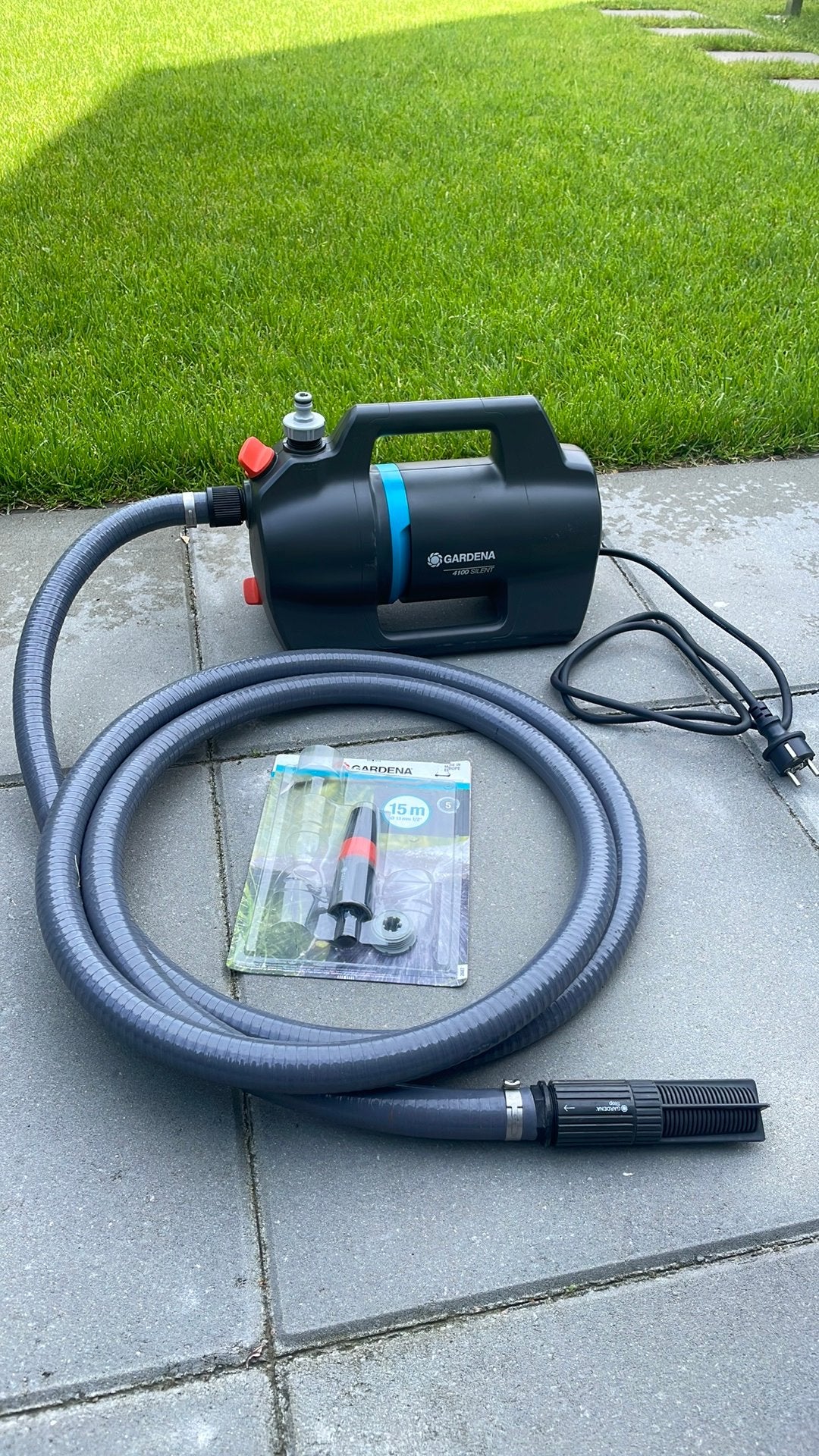 Gardena 4100 silent + aanzuigslang, Ophalen of Verzenden, Zo goed als nieuw, Beregeningspomp