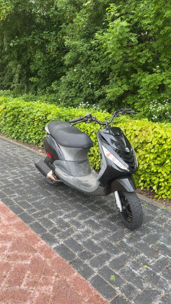Piaggio zip 4takt Ruilen tegen zip type3/2 of zip 2 takt, Fietsen en Brommers, Ophalen, Gebruikt, Maximaal 45 km/u, Zip