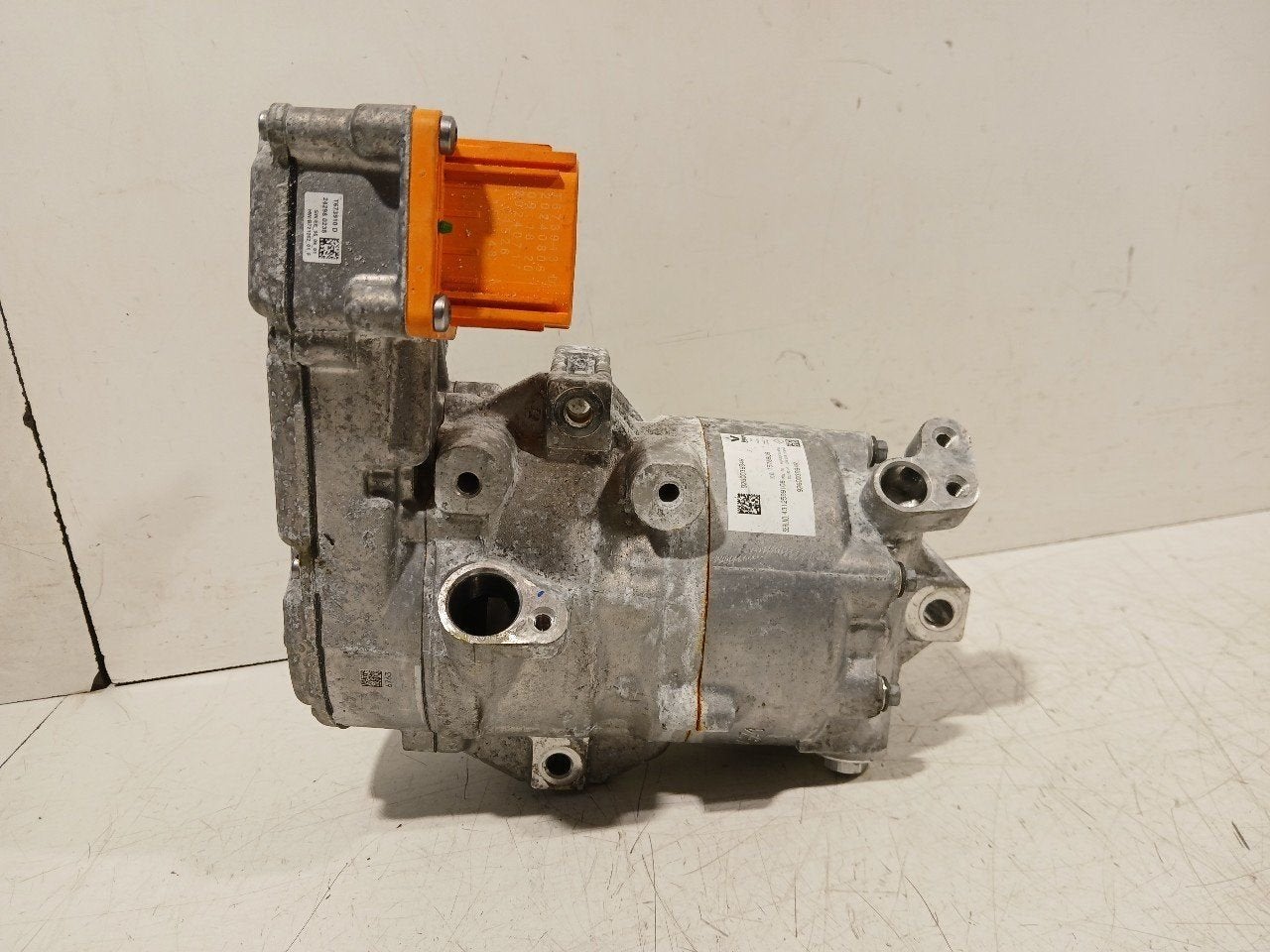 Airco pomp Renault Espace, Onderdelen@venauto.nl, Van der Ven Autorecycling B.V., Gebruikt, Ettenseweg 76, 4706 PB Roosendaal, The Netherlands