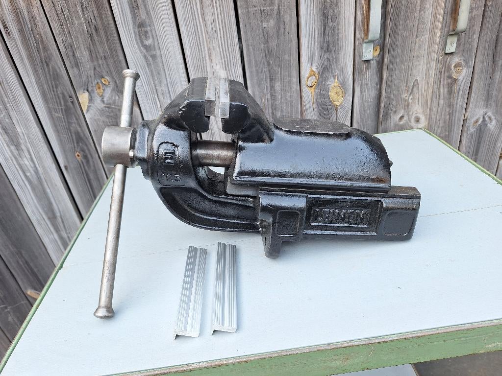 Leinen E125 bankschroef 125mm bekbreedte 28kg, Doe-het-zelf en Verbouw, Ophalen, Gebruikt