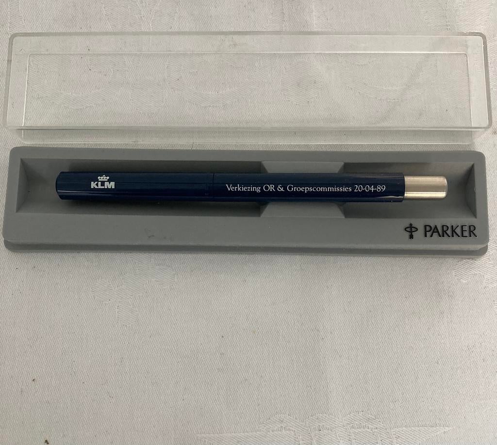 KLM PARKER ROLLERBALL OR/Groepscommissies 1989, Verzamelen, Nieuw, Met doosje, Ophalen of Verzenden, Parker